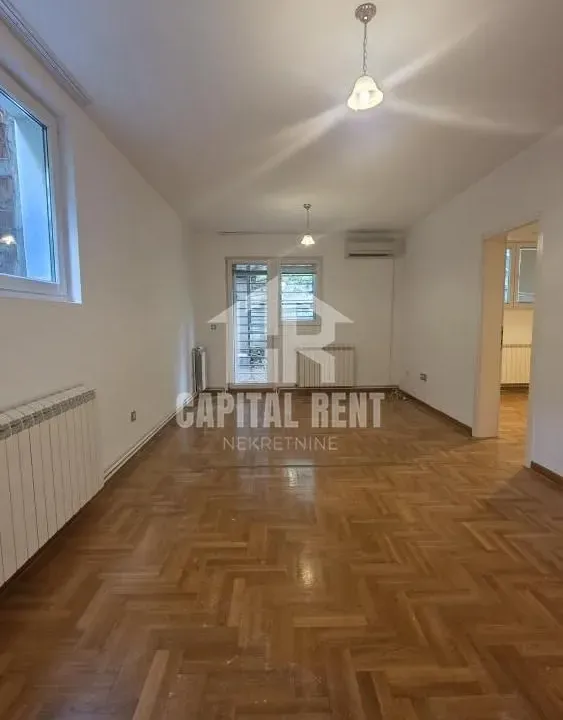 Izdavanje, poslovni prostor, 62m², Senjak, Beograd