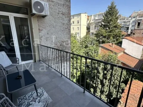Izdavanje, četvorosoban stan, 106m², Kalenić Pijaca, Vračar Sve Podlokacije - image 6