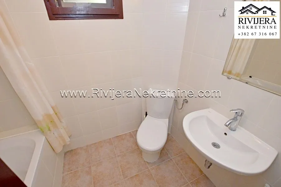 Prodaja, kuća, 110m², Njivice, Herceg Novi