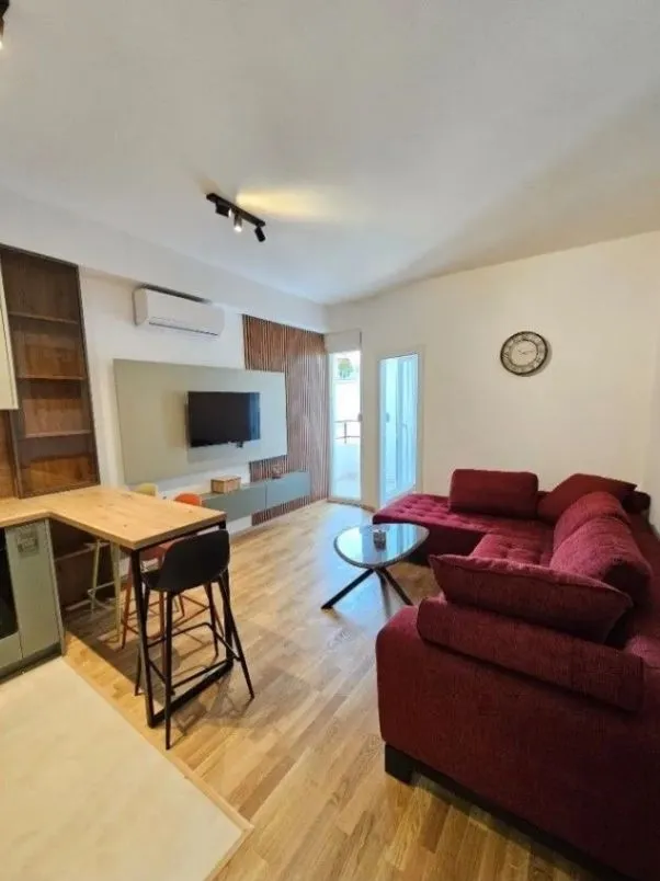 Izdavanje, jednosoban stan, 45m², Zabjelo, Podgorica