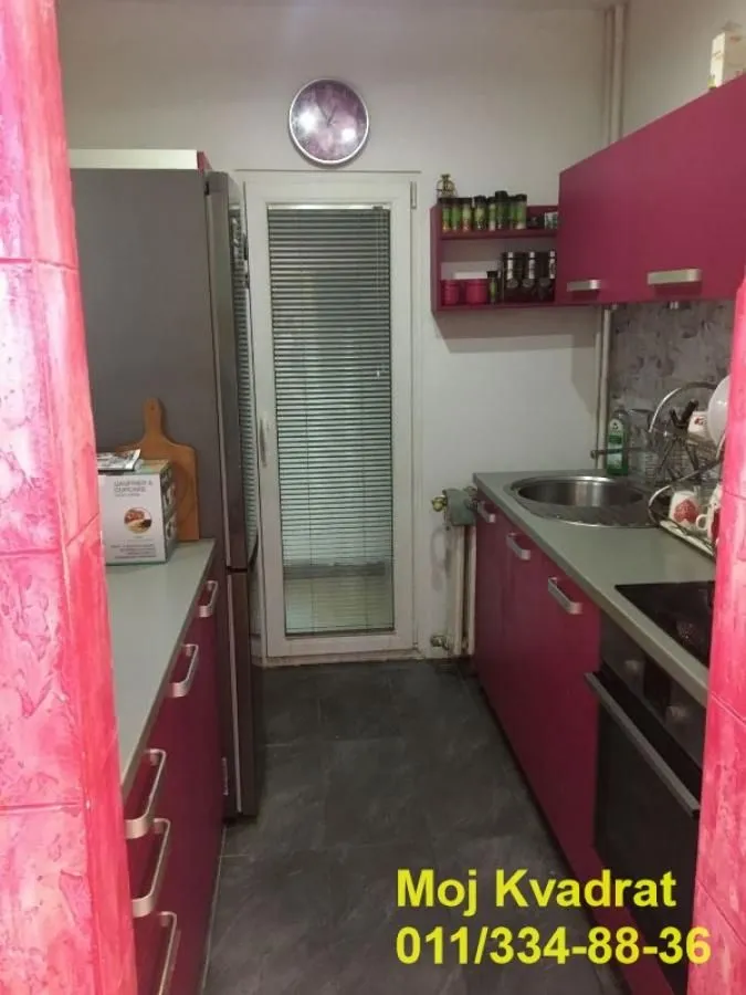 Sale, three bedroom apartment, 106m², Novi Beograd Blok 70, Novi Beograd Sve Podlokacije
