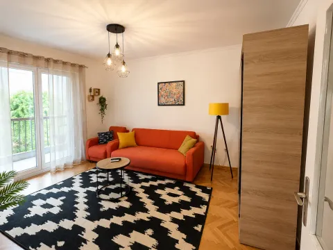 Rent, one bedroom apartment, 50m², Centar, Podgorica - image 1