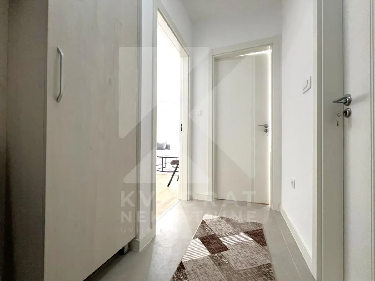 Rent, one bedroom apartment, 42m², Stari Aerodrom, Podgorica