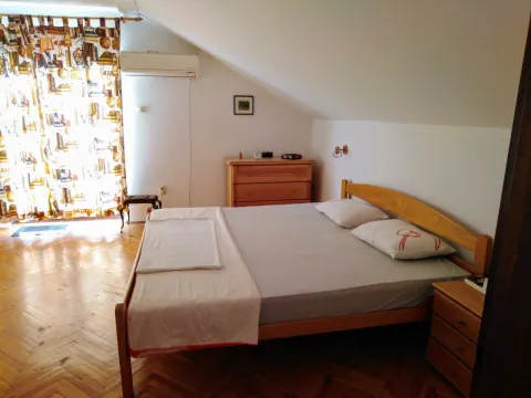 Sale, house, 250m², Dušanovac, Voždovac Sve Podlokacije - image 6