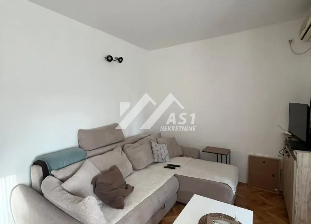 Izdavanje, dvosoban stan, 48m², Telep, Novi Sad Sve Podlokacije
