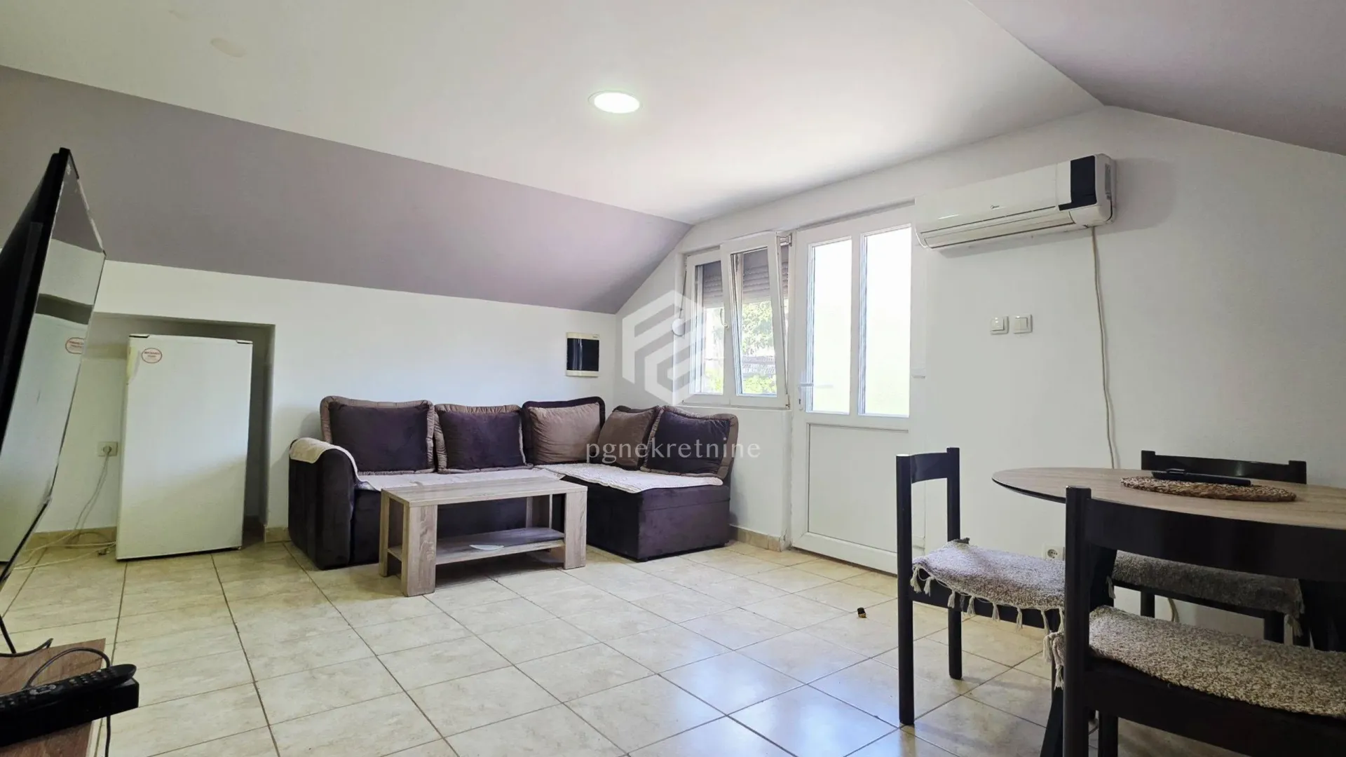 Rent, one bedroom apartment, 45m², Momišići, Podgorica