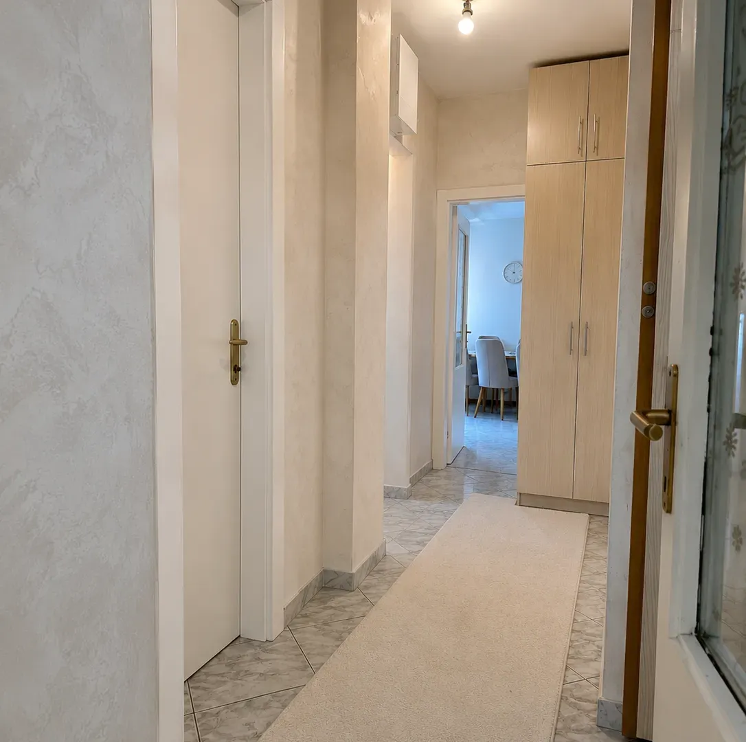 Prodaja, dvosoban stan, 42m², Preko Morače, Podgorica