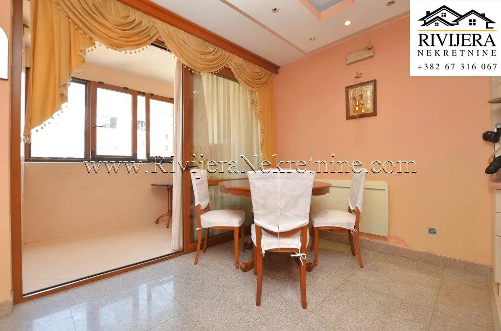 Prodaja, dvosoban stan, 77m², Igalo, Herceg Novi