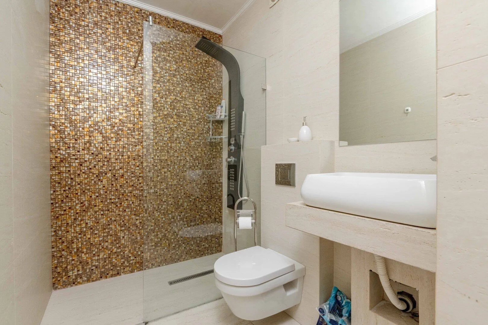 Prodaja, dvosoban stan, 94m², Budva, Crna Gora