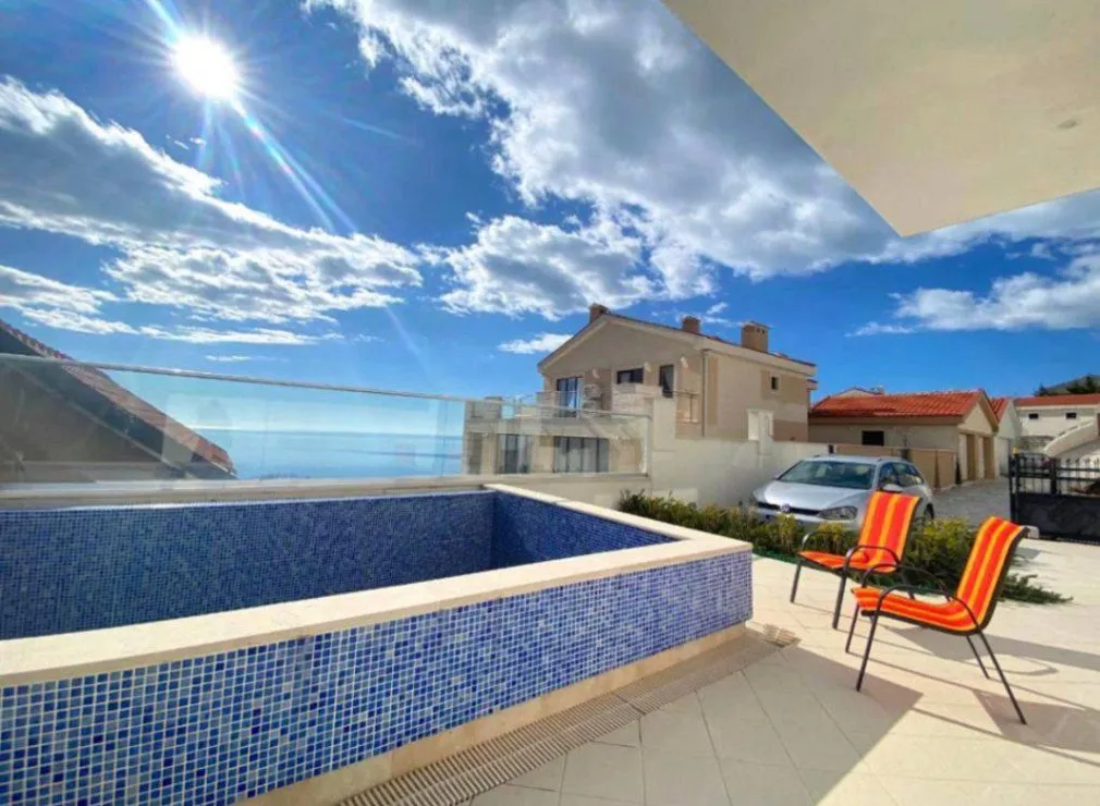 Sale, house, 300m², Blizikuće, Budva