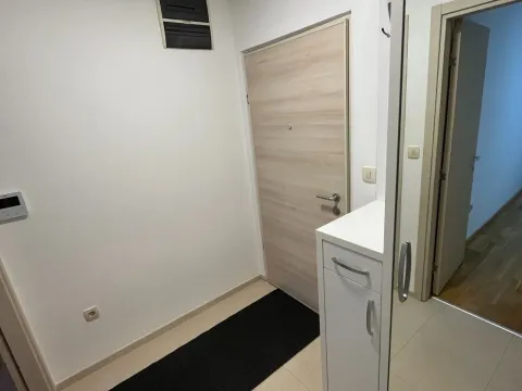 Sale, one bedroom apartment, 43m², Stari Aerodrom, Podgorica - image 18