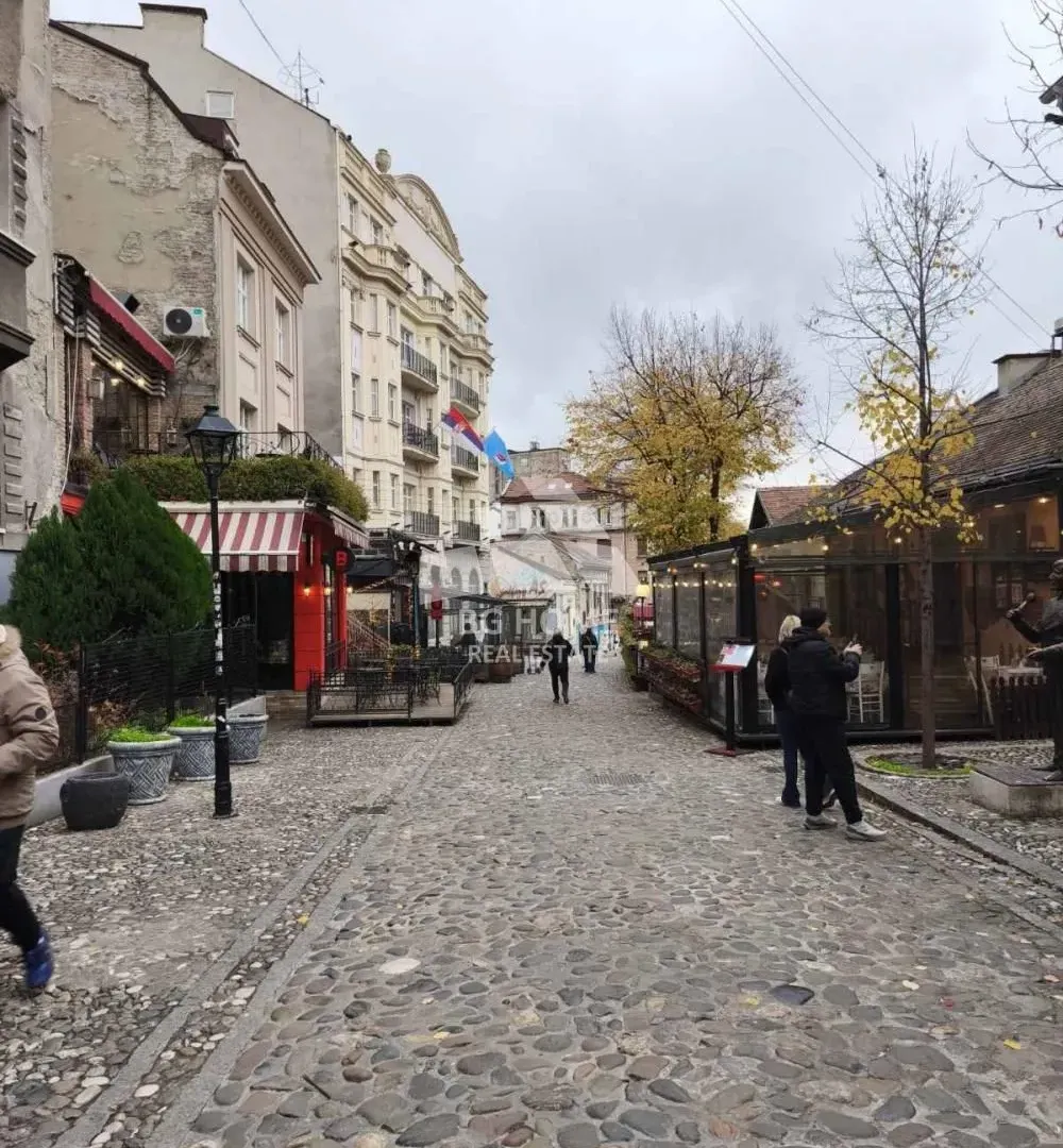 Izdavanje, dvosoban stan, 50m², Skadarlija, Beograd