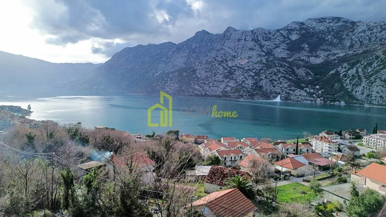 Prodaja, plac, 420m², Risan, Kotor