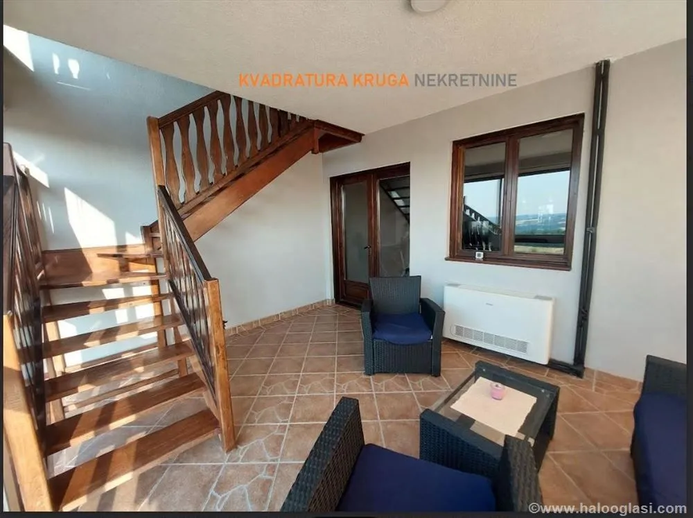 Sale, house, 325m², Sopot, Beograd