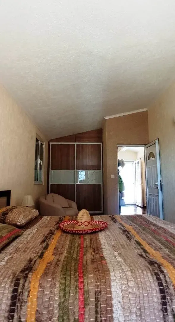 Rent, house, 165m², Sutomore, Bar