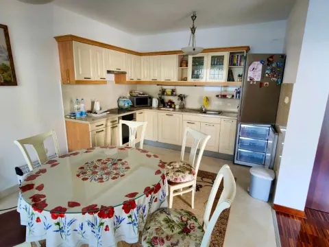 Sale, two bedroom apartment, 105m², Stoliv, Kotor - image 5