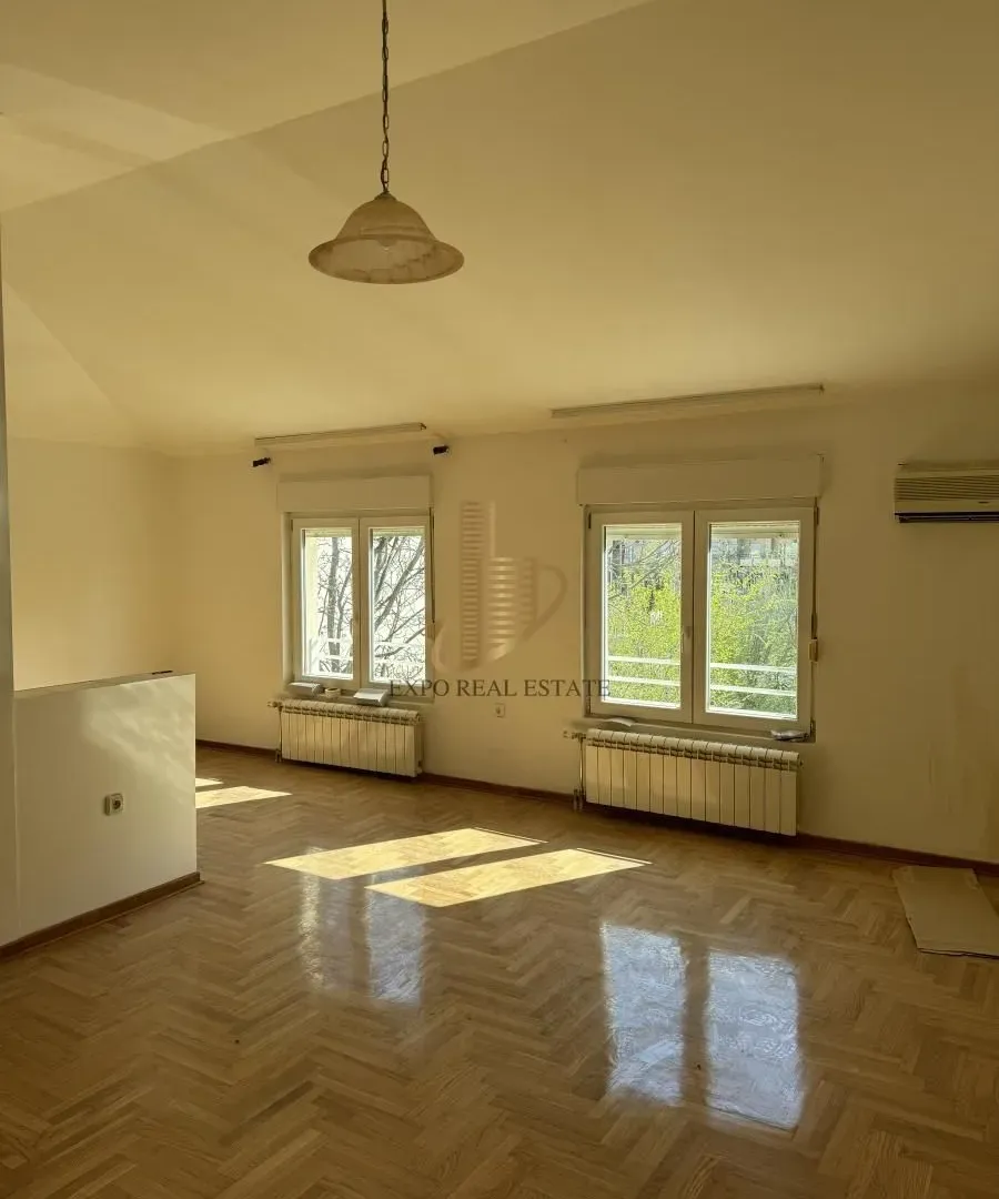 Prodaja, trosoban stan, 83m², Lion, Zvezdara Sve Podlokacije