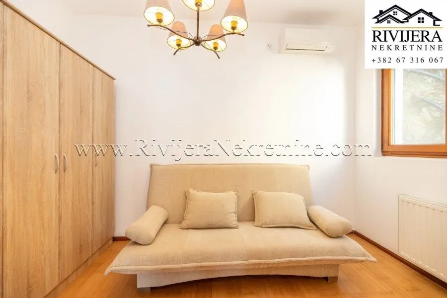 Prodaja, trosoban stan, 118m², Njivice, Herceg Novi
