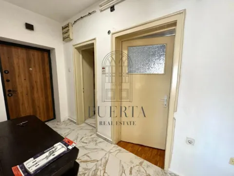 Izdavanje, dvosoban stan, 80m², Centar, Podgorica - image 4