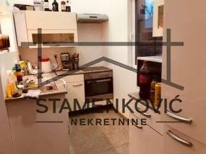 Prodaja, kuća, 165m², Futog, Novi Sad Sve Podlokacije