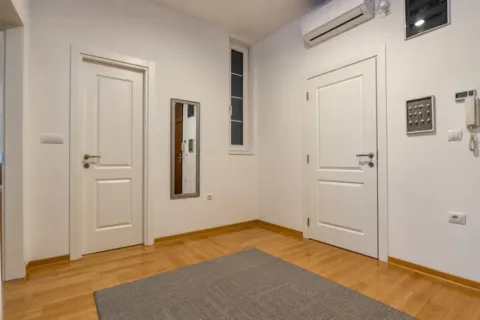 Izdavanje, dvosoban stan, 55m², Slavija, Vračar Sve Podlokacije - image 8