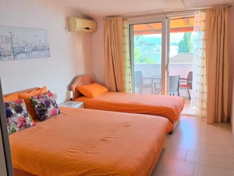 Izdavanje, jednosoban stan, 45m², Centar, Tivat - image 5