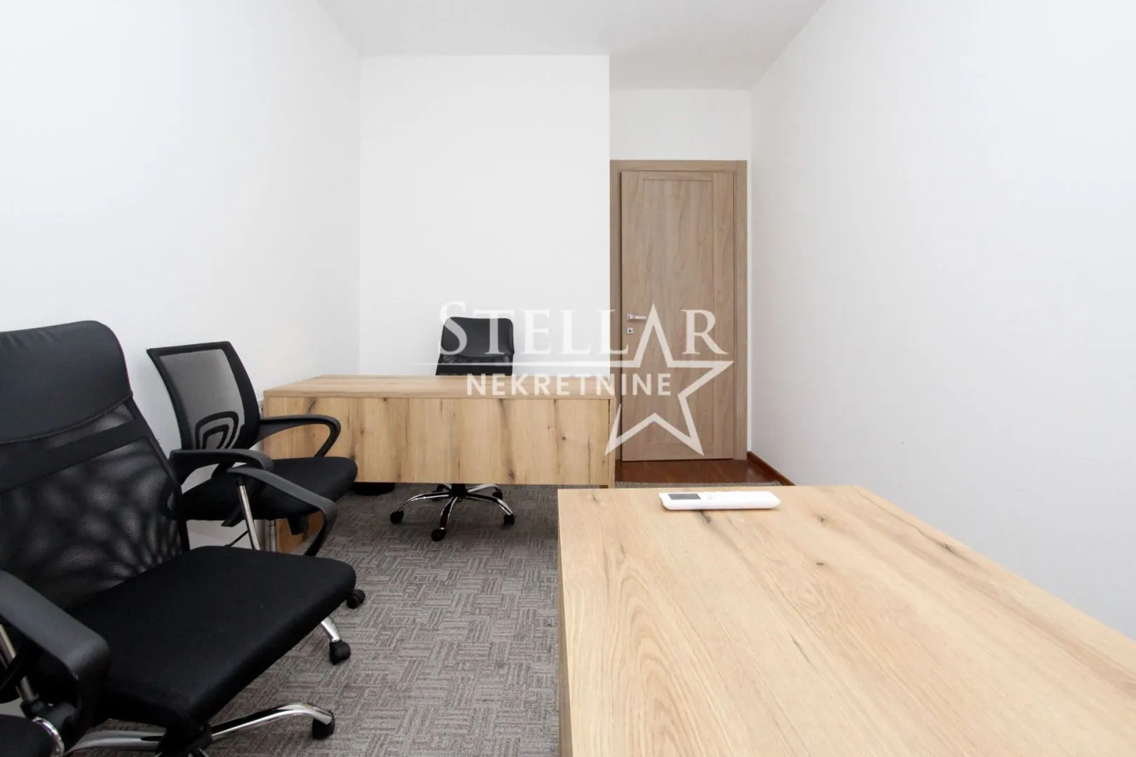 Rent, office space, 70m², Master Kvart, Podgorica