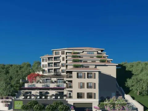 Sale, two bedroom apartment, 55m², Bečići, Budva - image 1