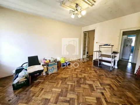 Prodaja, trosoban stan, 77m², Stari Grad, Beograd - image 2