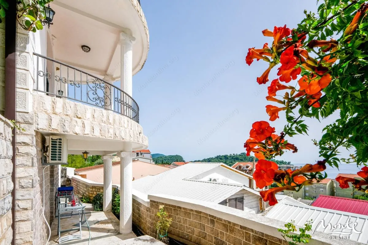 Sale, house, 560m², Petrovac, Budva