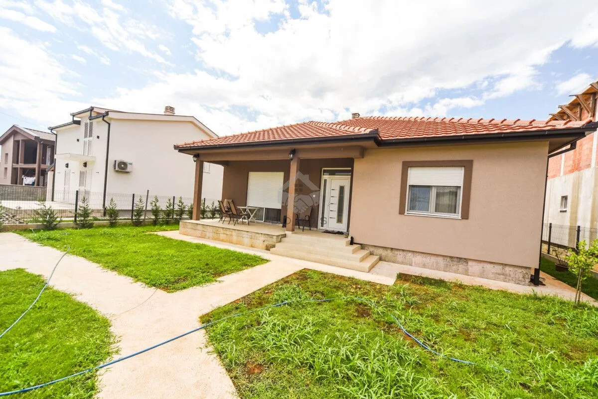 Rent, house, 135m², Murtovina, Podgorica