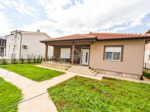 Rent, house, 135m², Murtovina, Podgorica - image 4
