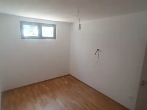 Sale, one bedroom apartment, 40m², Zabjelo, Podgorica - image 2