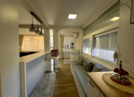 Izdavanje, dvosoban stan, 120m², Stari Aerodrom, Podgorica - image 4