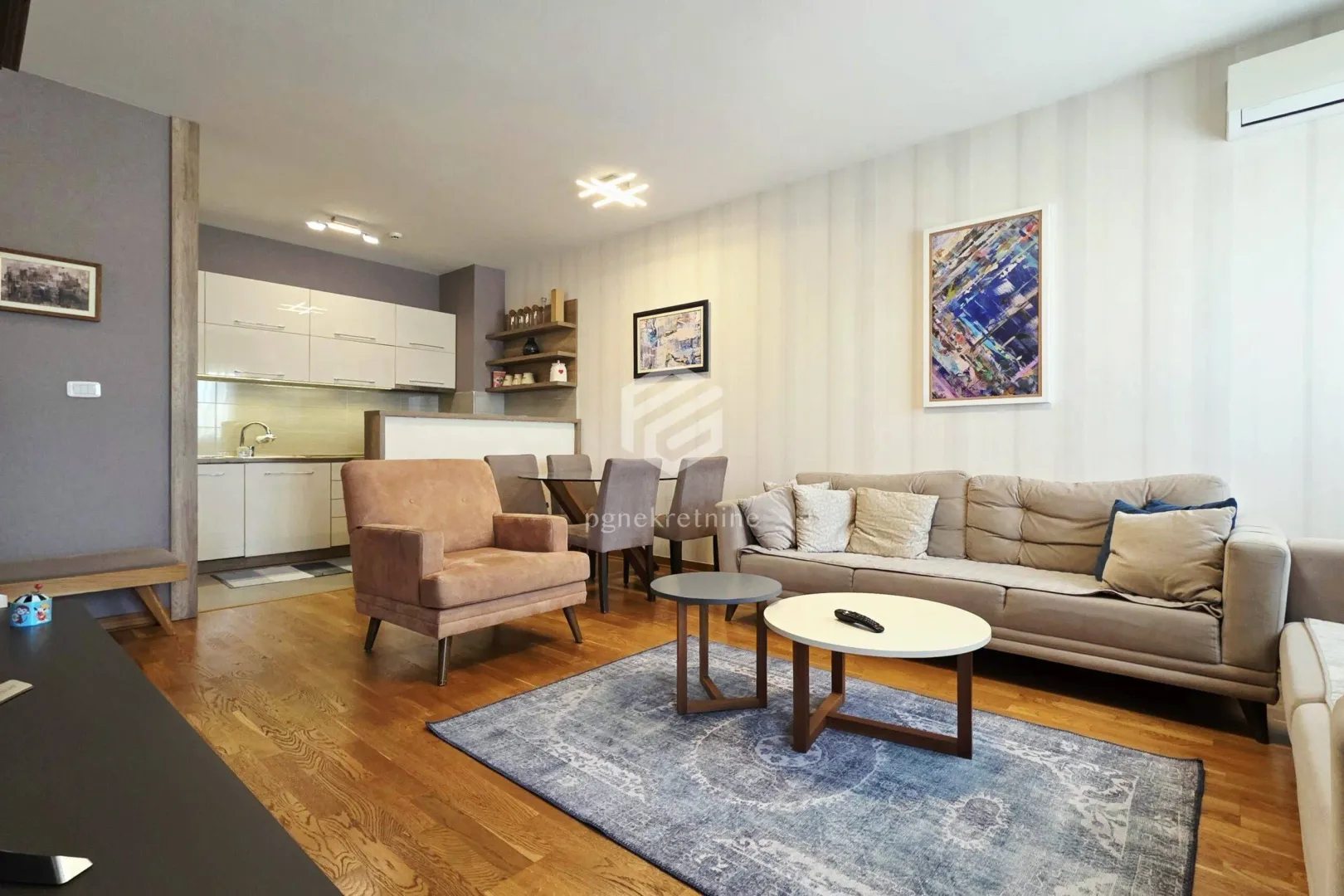 Prodaja, dvosoban stan, 63m², City Kvart, Podgorica