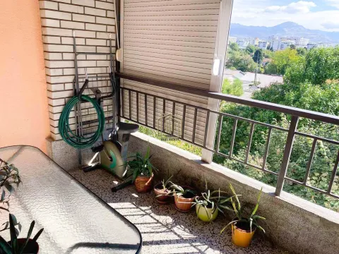 Izdavanje, dvosoban stan, 80m², Zabjelo, Podgorica - image 4