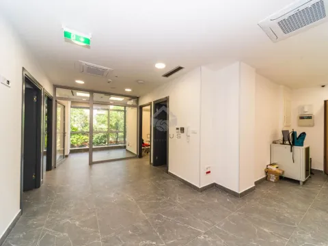 Rent, office space, 80m², Centar, Podgorica - image 5