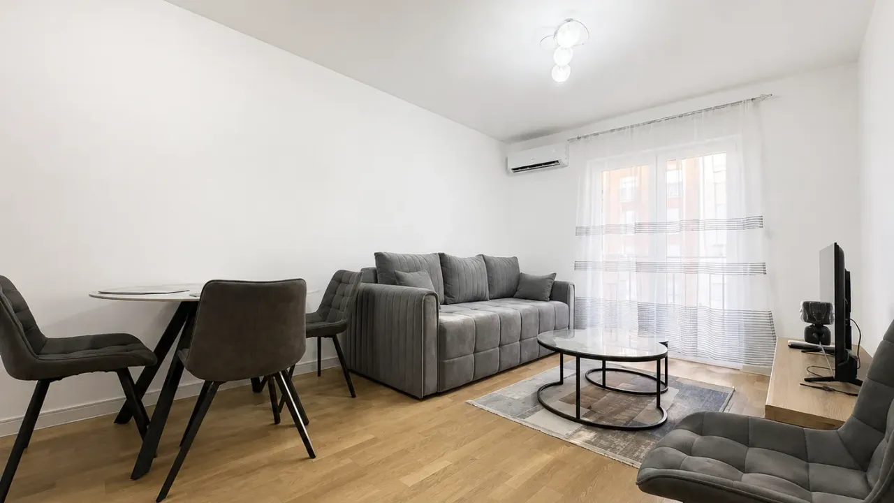 Rent, one bedroom apartment, 42m², Stari Aerodrom, Podgorica