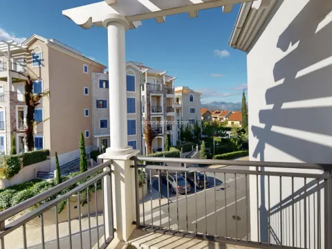 Prodaja, jednosoban stan, 55m², Luštica Bay, Tivat - image 2