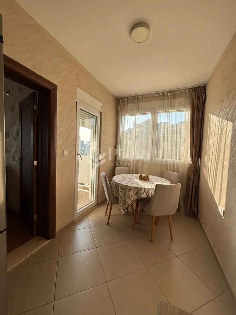 Rent, three bedroom apartment, 105m², Preko Morače, Podgorica