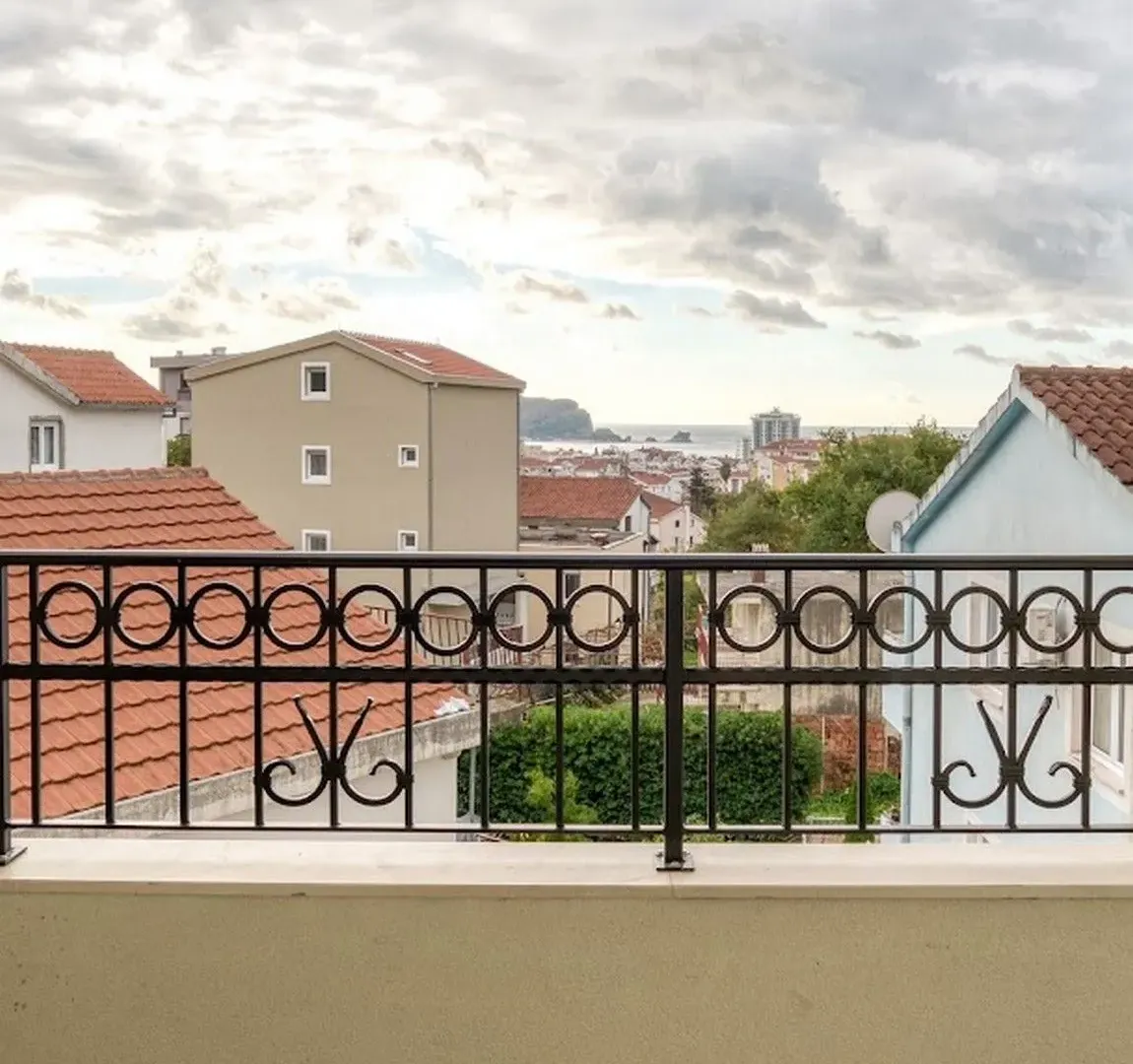 Sale, two bedroom apartment, 89m², Lazi, Budva