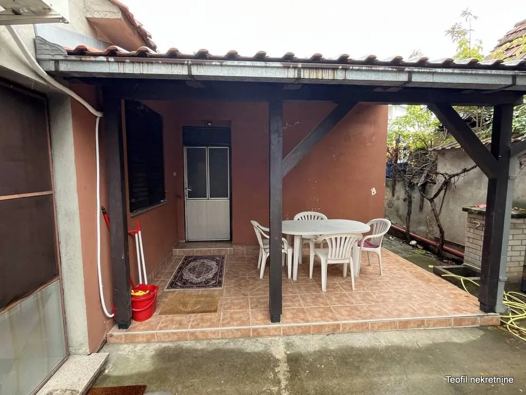 Izdavanje, dvosoban stan, 66m², Surčin, Beograd