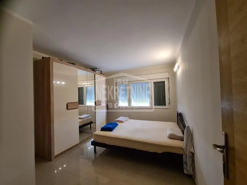 Prodaja, kuća, 250m², Aleksandrovo, Subotica