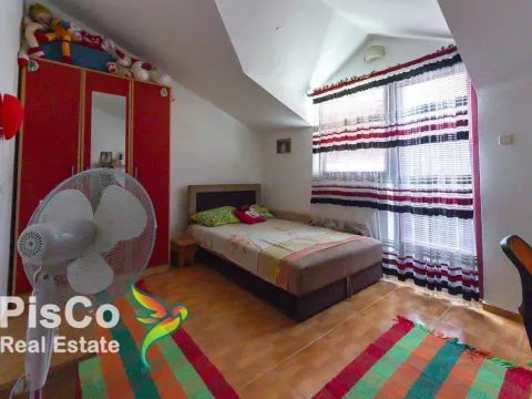 Sale, house, 375m², Zagorič, Podgorica - image 9