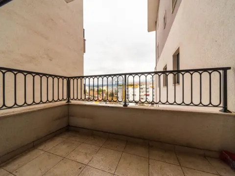 Izdavanje, jednosoban stan, 45m², Pobrežje, Podgorica - image 8