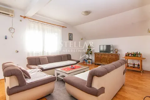 Izdavanje, kuća, 100m², Murtovina, Podgorica - image 3