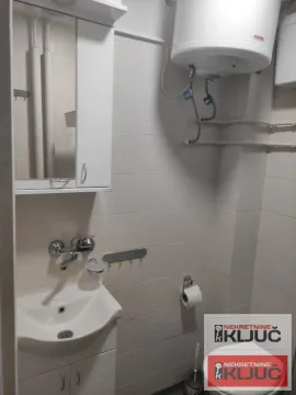 Izdavanje, jednosoban stan, 32m², Detelinara, Novi Sad Sve Podlokacije - image 7