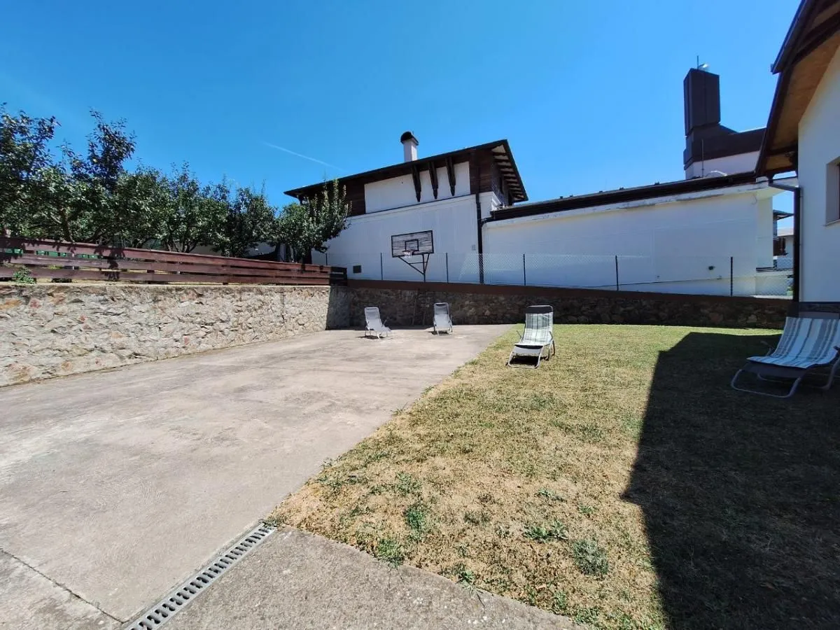Sale, house, 253m², Banja Vrdnik, Irig