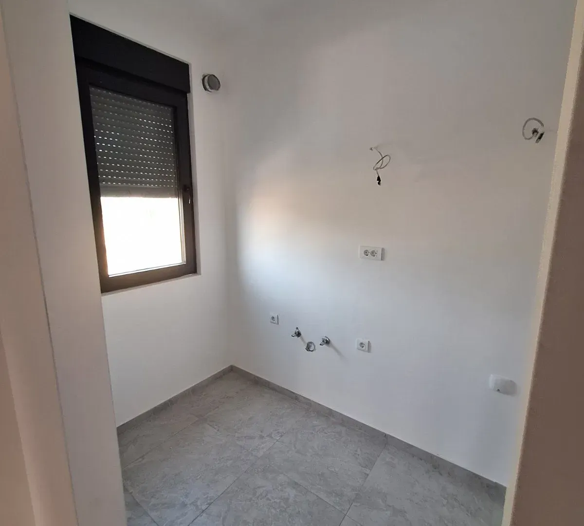 Sale, two bedroom apartment, 64m², Tološi, Podgorica