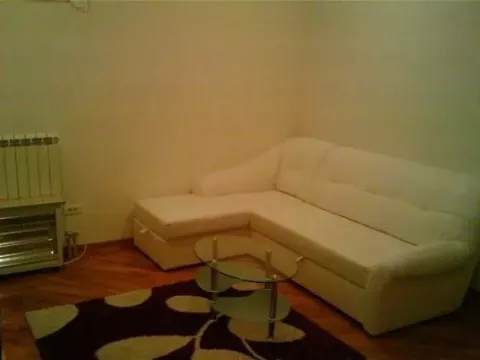 Stan in Kalenić Pijaca